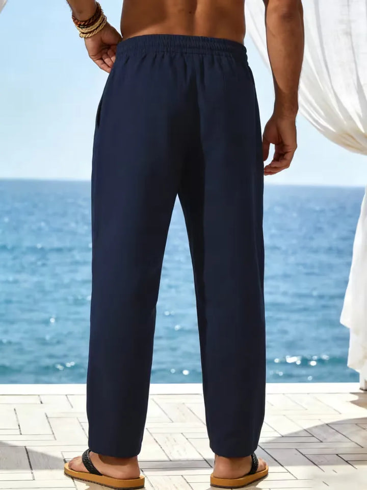 Herenmode: linnen chino broek met rechte pijp en elastische tailleband. Perfecte zomerbroek.