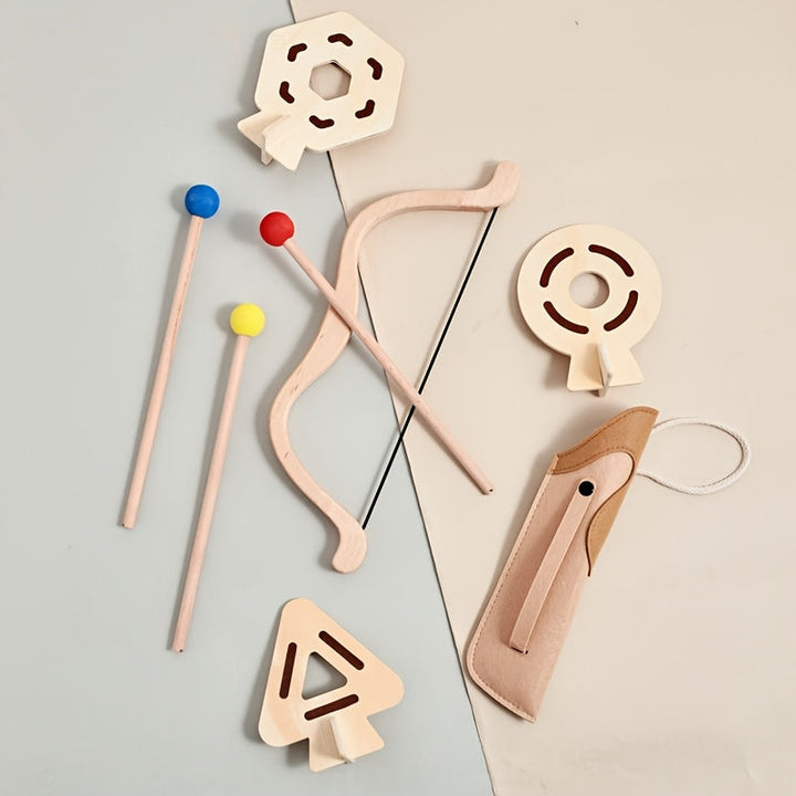 Complete houten kinderboog en pijlset voor veilig en leerzaam buitenspeelgoed. Ontwikkelt motoriek.