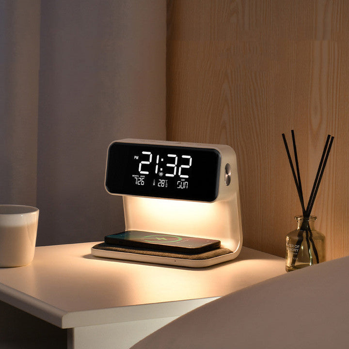 Slimme LED bedlampje met digitale wekkerfunctie, aanpasbare verlichting en touchbediening.