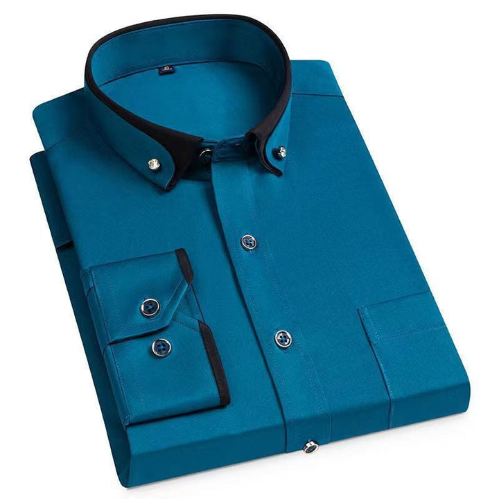 Heren overhemd Victor met lange mouwen, focus op de fijne stof en elegante knoopsluiting.