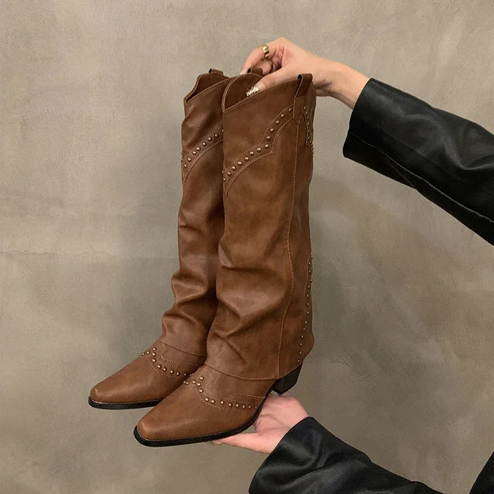 Modieuze kniehoge laarzen voor dames, perfecte cowboylaarzen voor een stoere én chique uitstraling.
