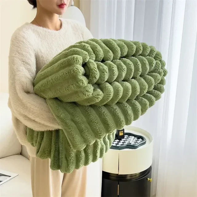 Dikke warme fleece deken van pluche, perfect om gezellig onder weg te kruipen in de winter.