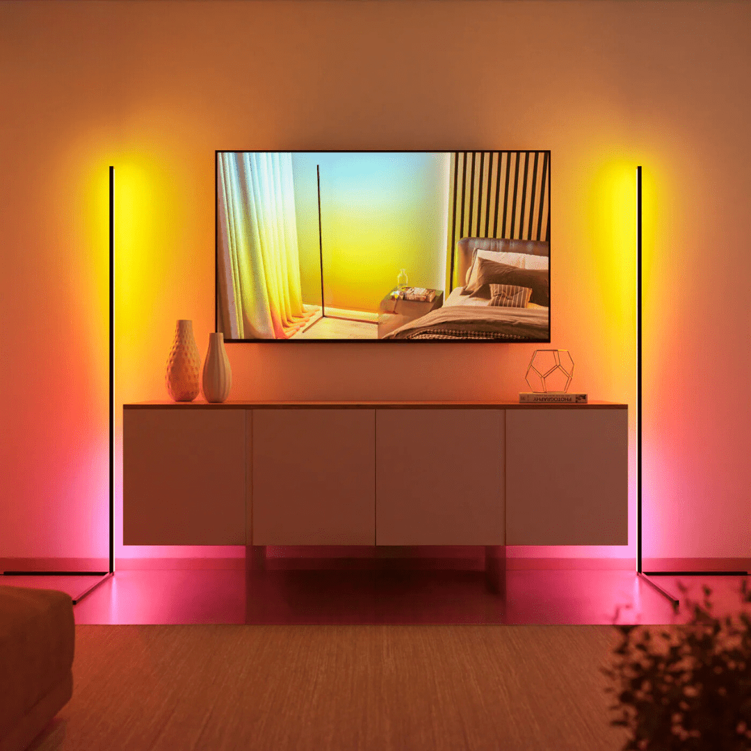 Dimbare LED vloerlamp met 1+ miljoen kleuren voor moderne sfeerverlichting in het interieur.