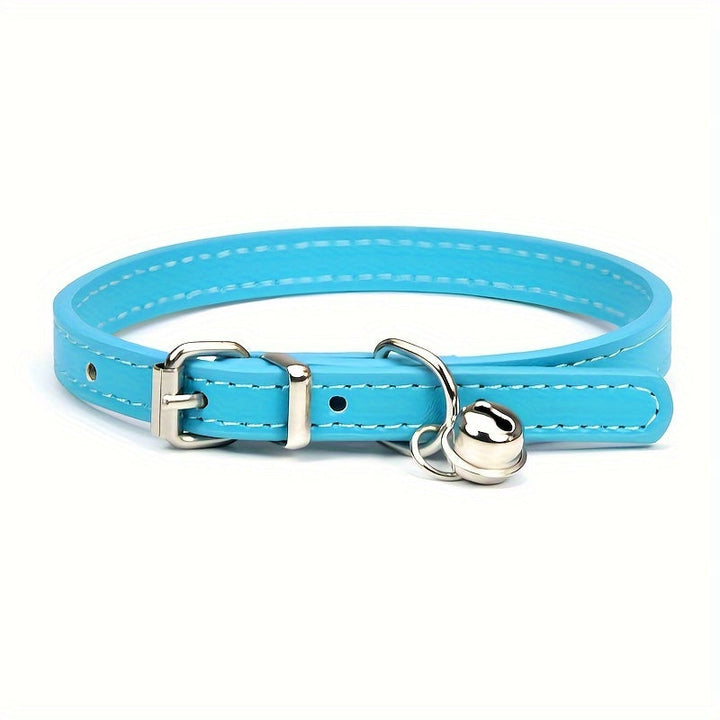 Duurzame verstelbare kattenhalsband, kunstleer, met bel en veiligheidsbuckle voor alle katten.