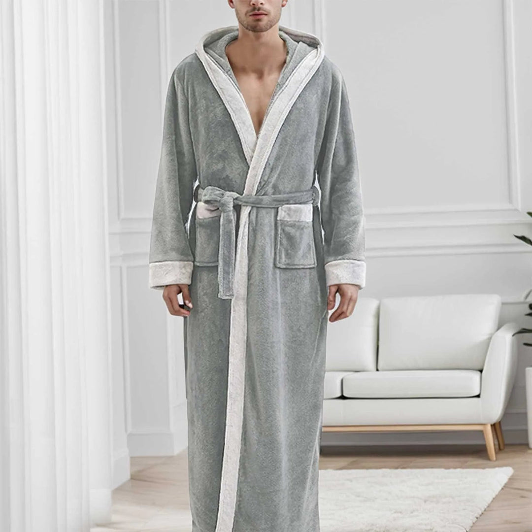 Comfortabele heren lounge badjas met capuchon, perfect als warme nachtkleding.