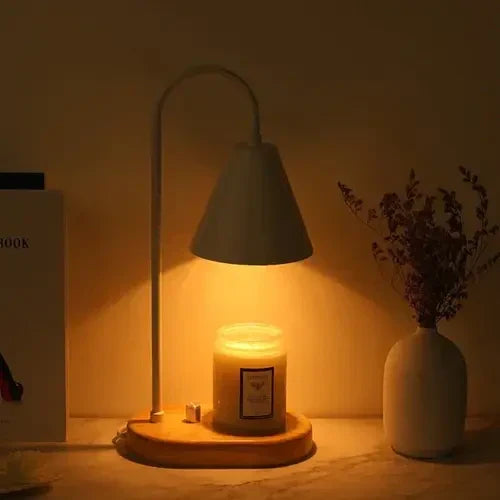 Sfeervolle dimbare kaarsenwarmer voor waxmelts, ideaal als veilig sfeerlicht en woonaccessoire.