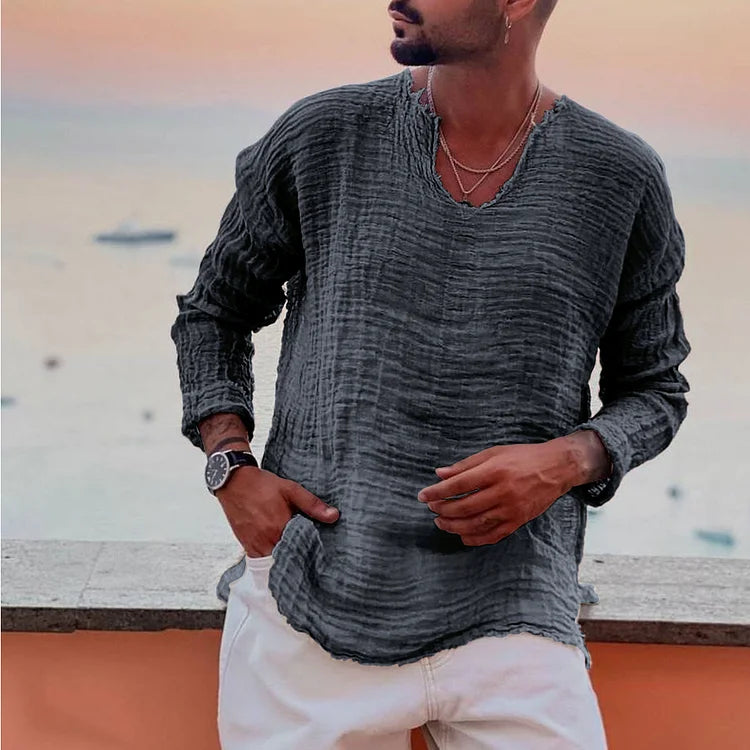 Comfortabel heren zomershirt met V-hals, effen design. Ideaal voor casual mode met ademende stof en relaxte pasvorm.