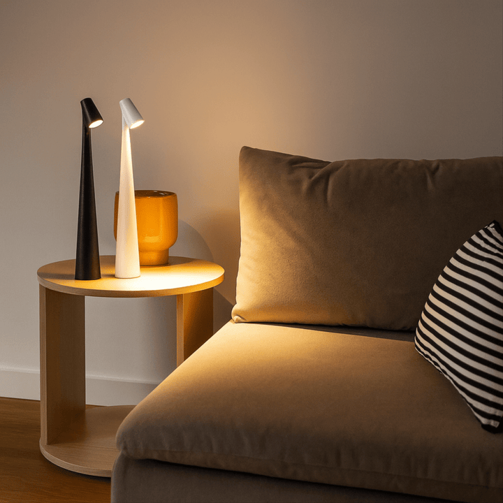 Stijlvolle draadloze tafellamp, dimbaar LED, perfect als nachtlampje of terrastafelverlichting.