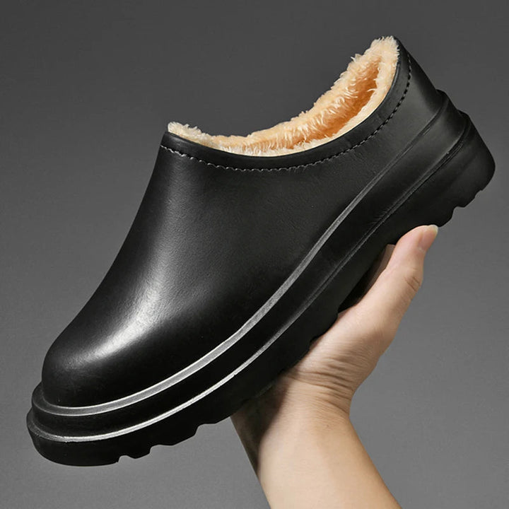 Robuuste heren trail pantoffels, waterdicht, bieden warmte en comfort voor elke ondergrond.