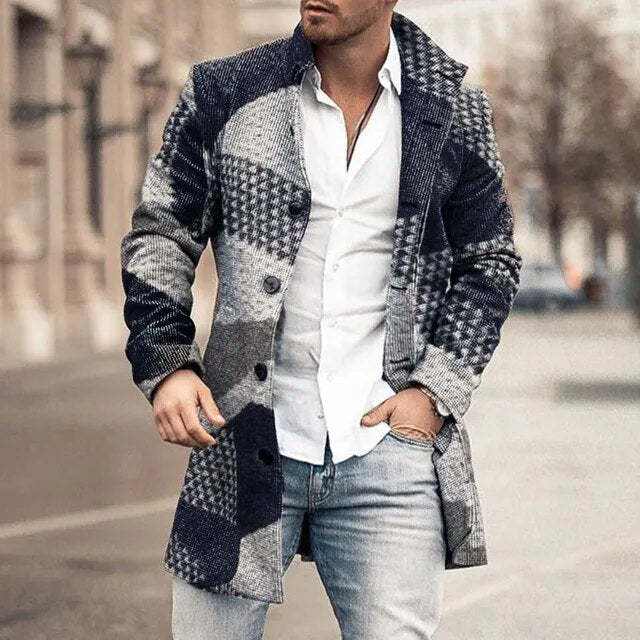 Stijlvolle heren lange jas met knoopsluiting, ideaal als warme casual buitenkleding.