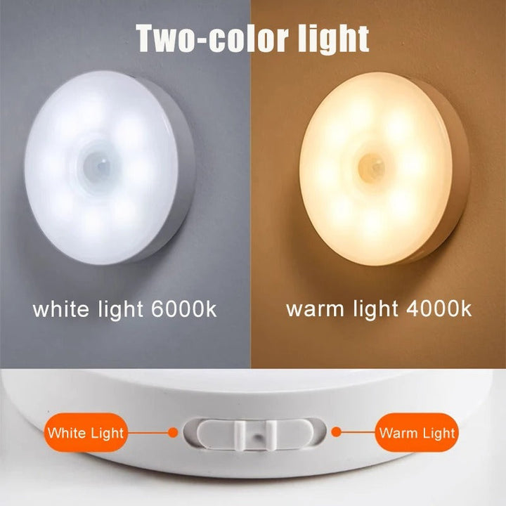 De zelfklevende LED lamp met bewegingssensor geeft koel wit licht voor optimale zichtbaarheid.