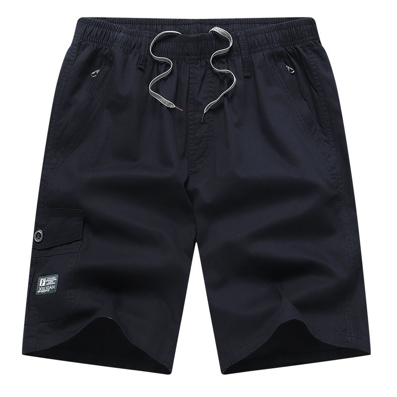 Stijlvolle heren utility shorts met ruime zakken, perfect voor het dragen van essentials tijdens casual uitjes.