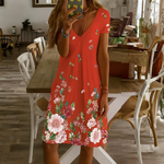 Rode jurk met bloemenprint