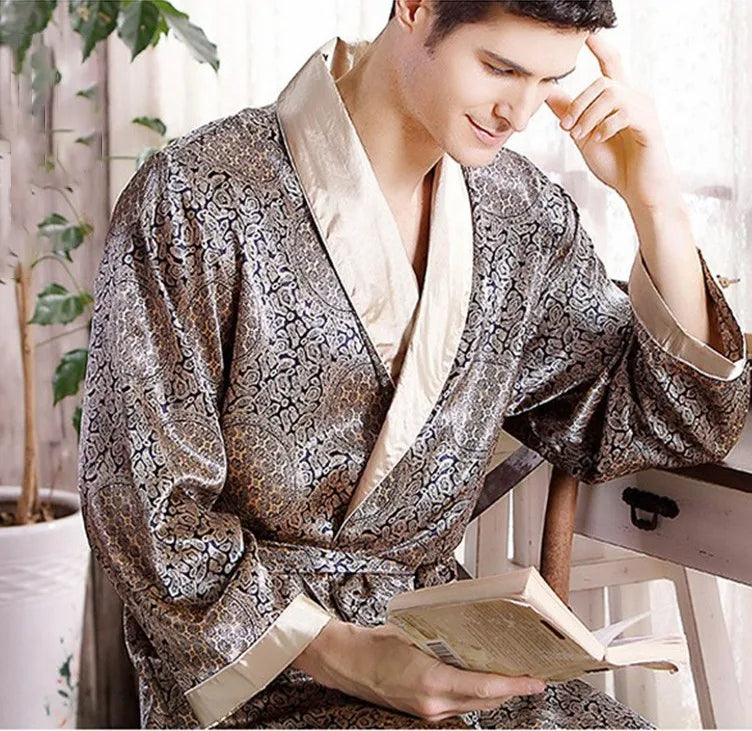 Comfortabele heren ochtendjas met stijlvol patroon; ideaal voor ontspanning en luxe loungewear.
