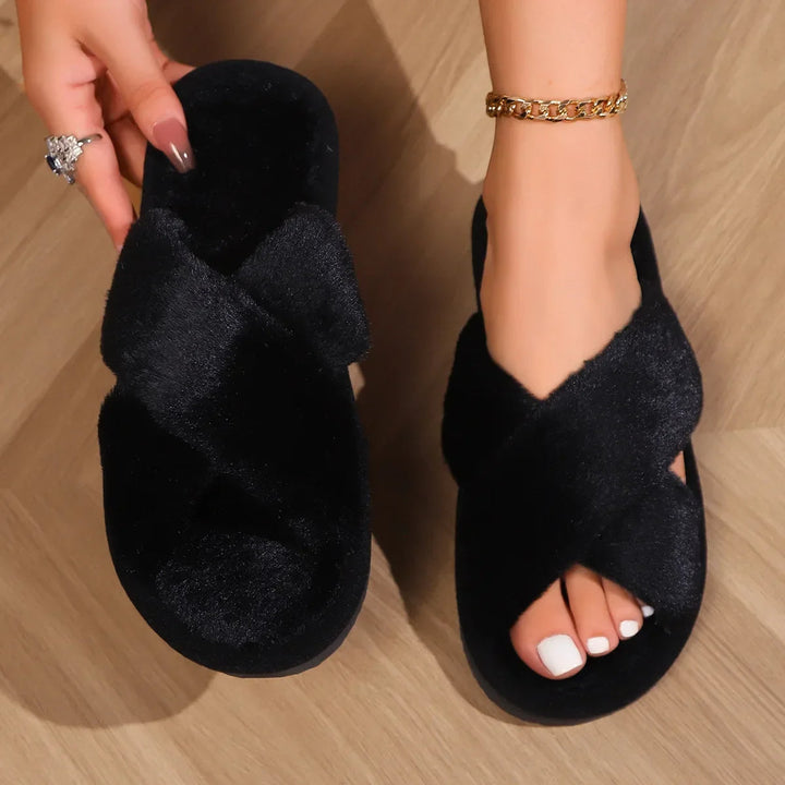 Warme antislip pantoffels voor dames, comfortabel en stijlvol thuis.