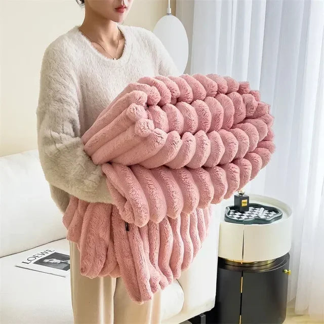 Dik fleece deken: een zachte, warme pluche deken die zorgt voor comfort en stijl in elk interieur.