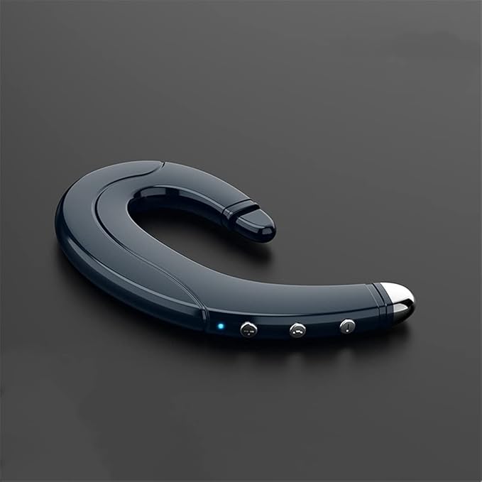 Sporter geniet van muziek met AeroVibe draadloze bone conduction headset tijdens het hardlopen, blijft veilig.