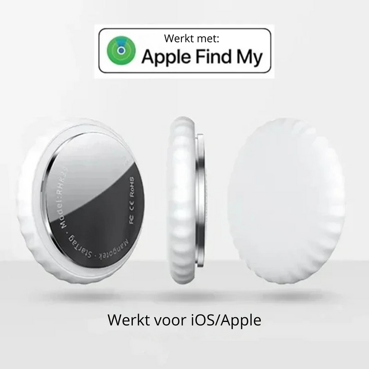 Hond rent vrolijk met GPS tracker aan halsband, symbool voor vrijheid en veiligheid.