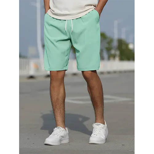 Veelzijdige heren zomer short met hoge taille. Comfortabel en stijlvol voor herenkleding.