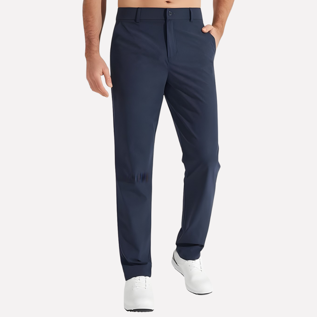 Khaki heren golfbroek met zakken, sneldrogend en stretch voor optimale bewegingsvrijheid. Stijlvol en praktisch.