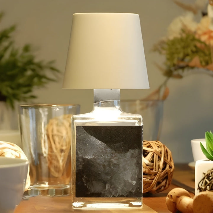 Decoratieve GlowBottle flessenlamp voor sfeervolle avonden. Draadloze LED verlichting, ideaal voor interieur & exterieur.