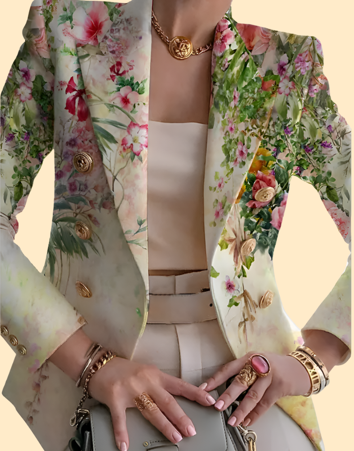 Casual damesblazer, zowel elegant als comfortabel. Een veelzijdig kledingstuk voor herfst, winter en voorjaar.