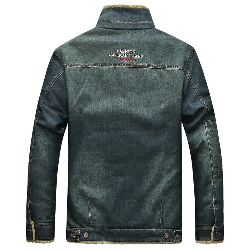 Tijdloze heren spijkerjas met zachte voering voor extra warmte. Een essentiële casual winterjas van kwaliteitsdenim.