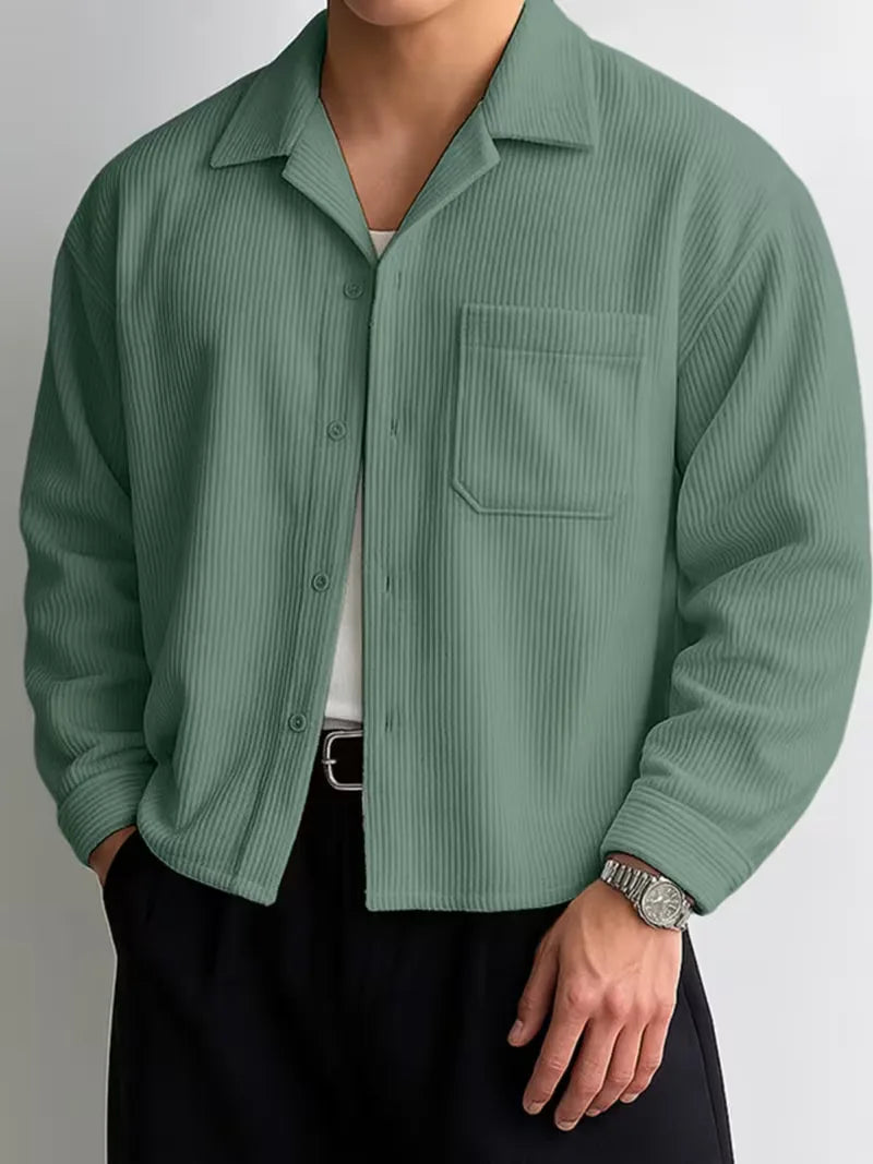 Heren oversized casual overhemd met V-hals, lange mouwen, ideaal voor streetwear en ontspannen momenten.