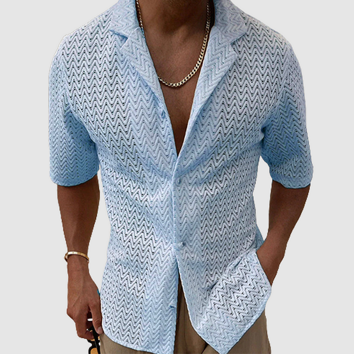Modieus herenoverhemd met korte mouwen, ademend voor zomerse dagen. Ideaal voor casual en vakantie.