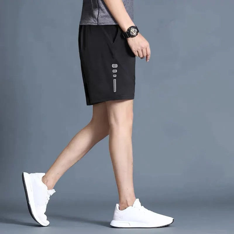 Trendy mannen sportshort, perfect voor actieve kleding, fitness en casual gebruik. Comfortabele heren short.