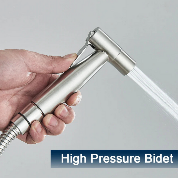 Comfortabele bidet sproeier, zorgt voor een frisse en schone ervaring na elk toiletbezoek.