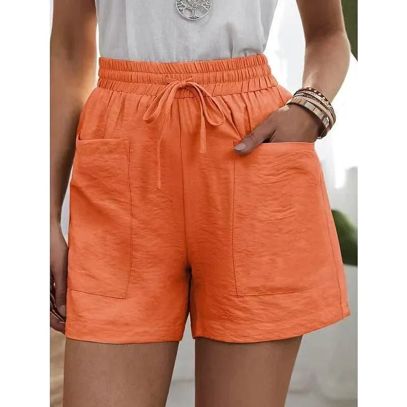 Korte damesbroek, hoge taille met elastische band. Comfortabele zomerkleding voor casual damesmode.