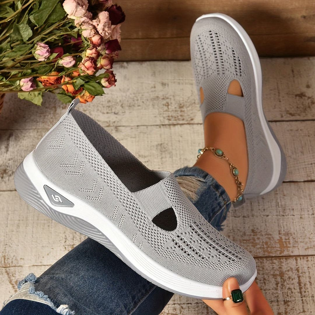 Moderne ademende dames comfortschoenen, lichtgewicht slip-on instappers perfect voor casual zomerstijl.