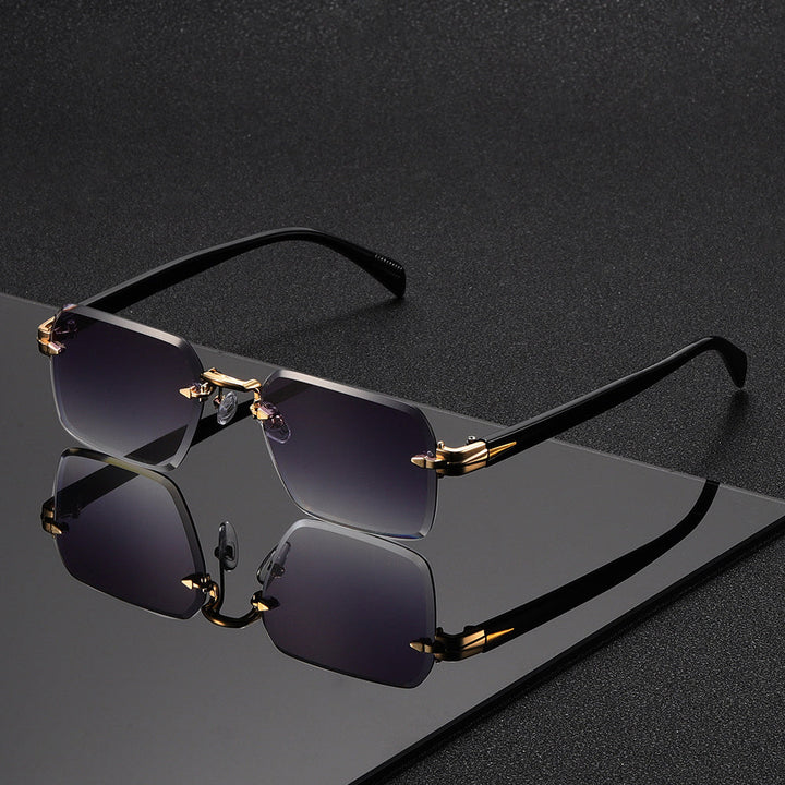 Stijlvolle vierkante randloze herenbril. Elegant en comfortabel accessoire voor mannen.