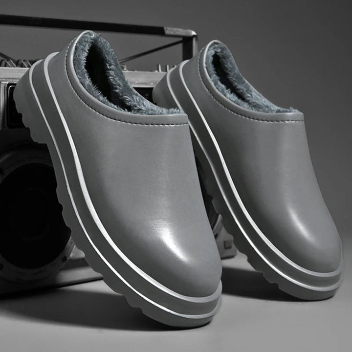 Heren outdoor pantoffels, waterdicht en duurzaam, bieden warmte en grip voor alle seizoenen.