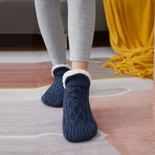 Dames antislip yogasokken die warmte, comfort en stevige grip bieden voor elke sport- en yogahouding.