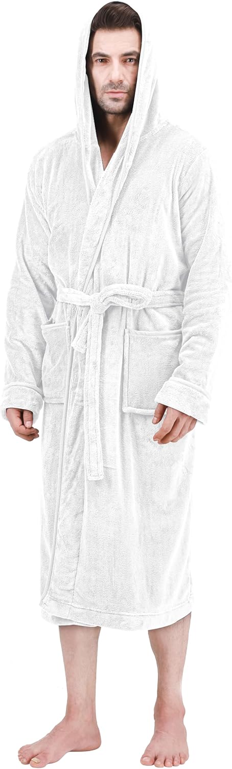 Zachte heren badjas van warm fleece, met capuchon, ideaal als nachtkleding.