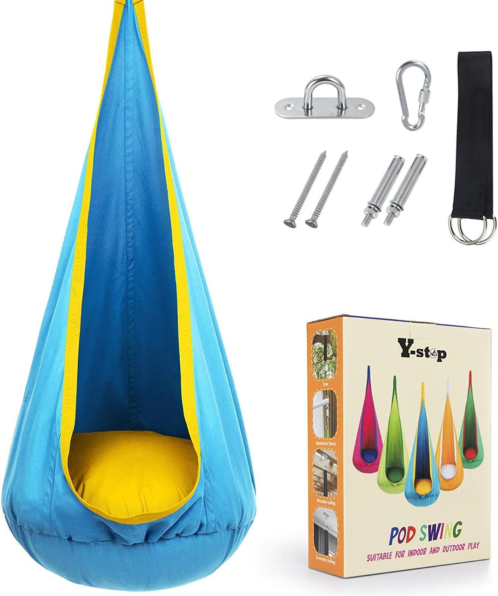 Comfortabele kinderhangstoel met luchtkussen, ideaal als speelhoekmeubel voor binnen.