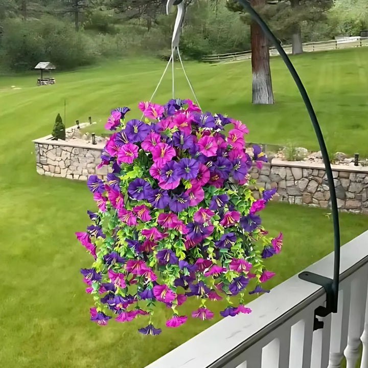 Kunstmatige ochtendglorie hangplant met paarse bloemen, ideaal voor onderhoudsarme interieurdecoratie. UV-bestendig.