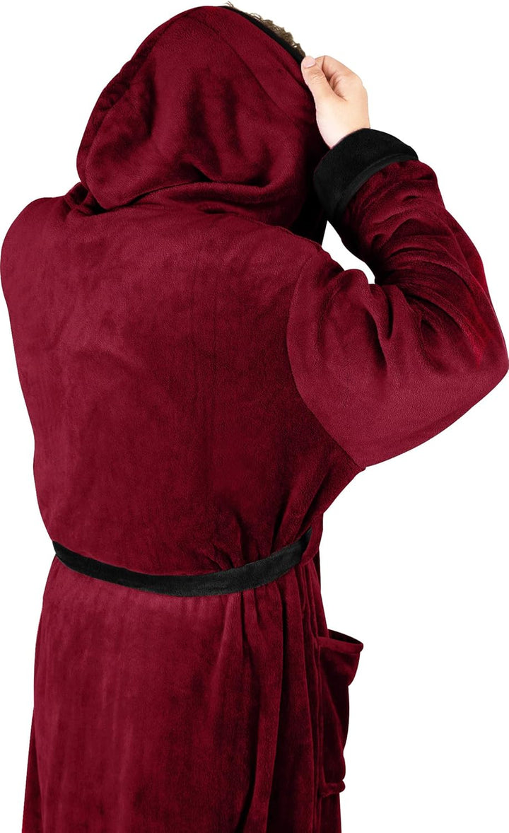 Zachte fleece badjas voor heren, model Harry, perfect als huispak of loungewear.