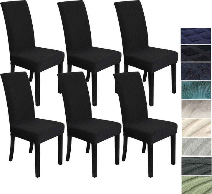 Verfraai uw eetkamer met deze decoratieve rekbare stoelhoezen set.