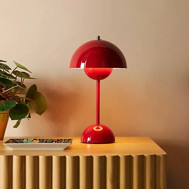 MoonGlow tafellamp: draadloze LED sfeerverlichting, dimbaar voor optimale gezelligheid.