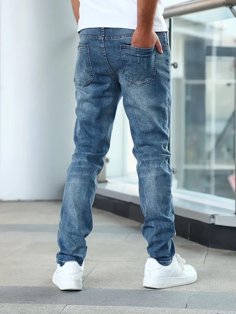 Comfortabele heren Liam spijkerbroek met moderne pasvorm, perfect voor een casual look. Stijlvolle denim voor herenmode.