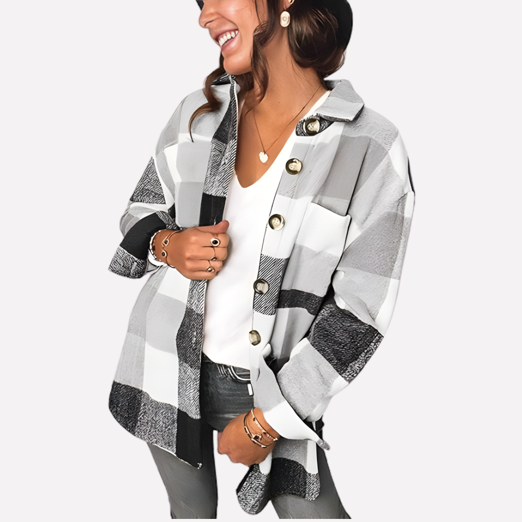 Stijlvolle dames overhemdjas, geruit, comfortabel en trendy voor de herfst.