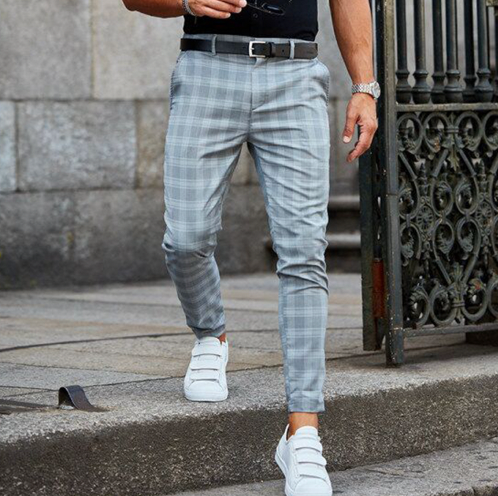 Comfortabele heren pantalon met eigentijdse pasvorm en geruit design, ideaal voor elke gelegenheid.