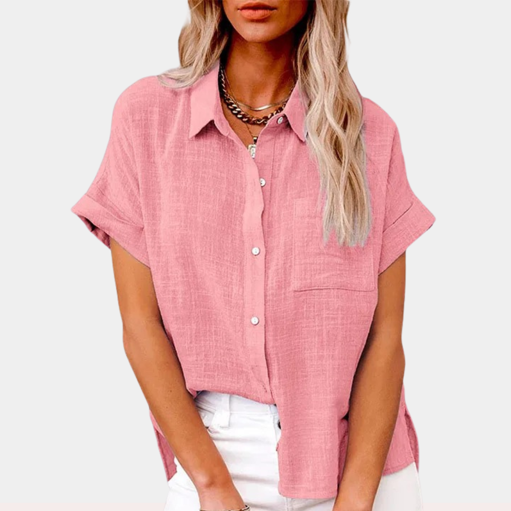 Luchtige, losvallende dames top met korte mouwen en knoopsluiting, essentieel voor zomerse dagen.