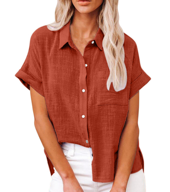 Effen damesblouse, losvallend met korte mouwen en knoopsluiting. Modieuze zomer top voor casual comfort.