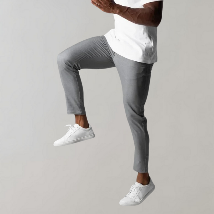 Ontdek de Levi casual chinobroek voor heren: comfort, stijl en veelzijdigheid. De perfecte herenbroek.