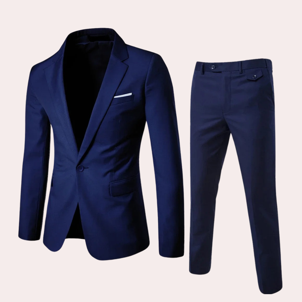 Elegante heren blazer met perfecte pasvorm, detail van een stijlvol zakelijk kostuum. Essentieel voor herenmode.