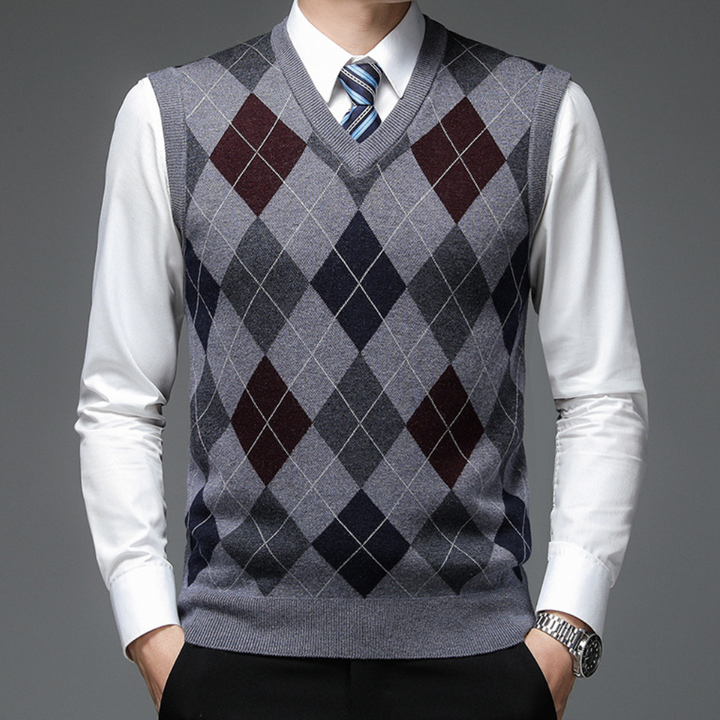 Modieuze heren spencer met tijdloos argyle patroon, een veelzijdig kledingstuk voor elke gelegenheid.